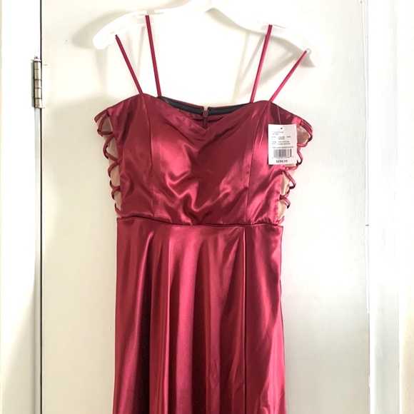 David’s Bridal Strapless Dress size 9 - Picture 2 of 4